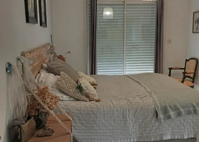 House With A Saltwater Pool Villa *