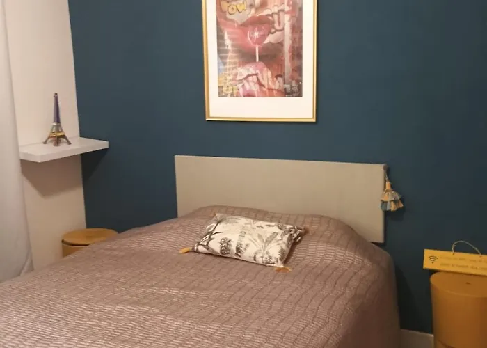 Villa House With A Saltwater Pool Teuillac