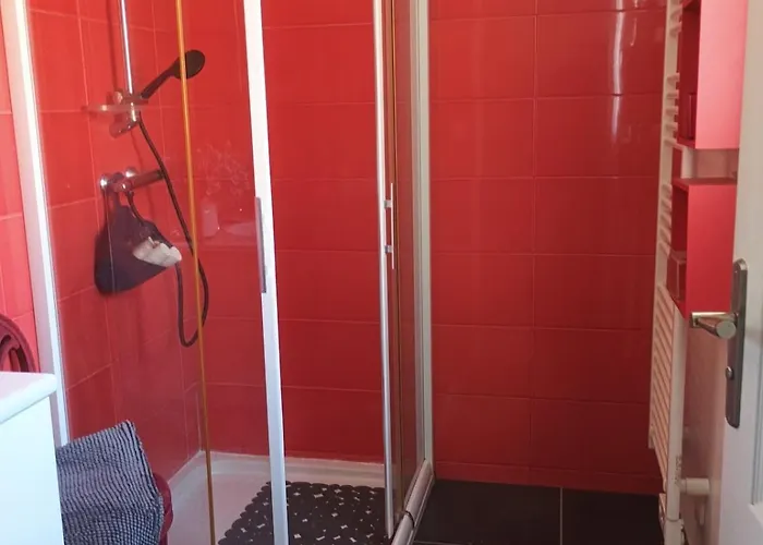 House With A Saltwater Pool Villa