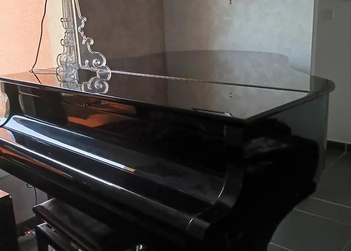 House With A Saltwater Pool Teuillac