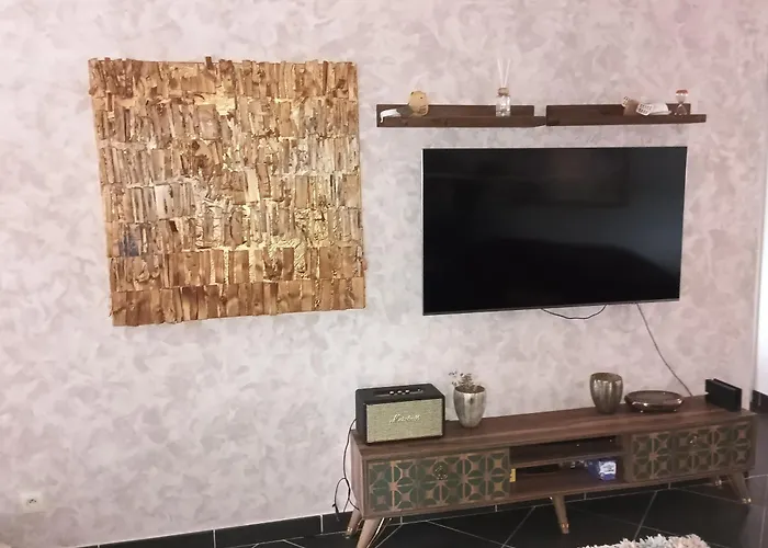 House With A Saltwater Pool Teuillac